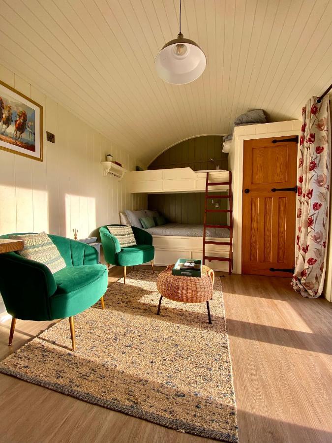 Bailey'S Hideaway Villa Portadown Bagian luar foto
