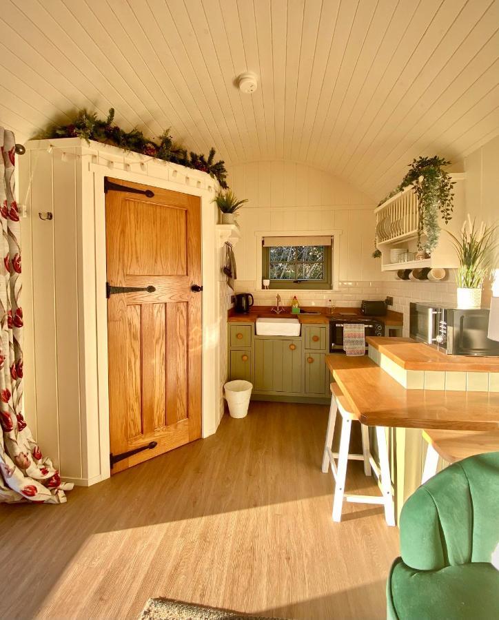 Bailey'S Hideaway Villa Portadown Bagian luar foto